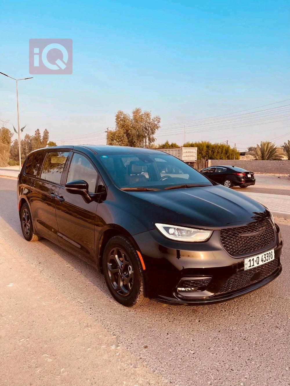 Chrysler Pacifica